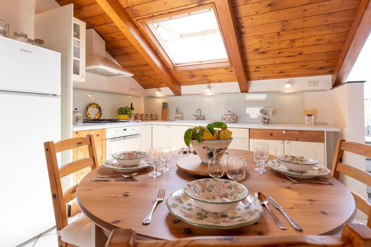 Realty Holidays - Pinny House * Sorrento